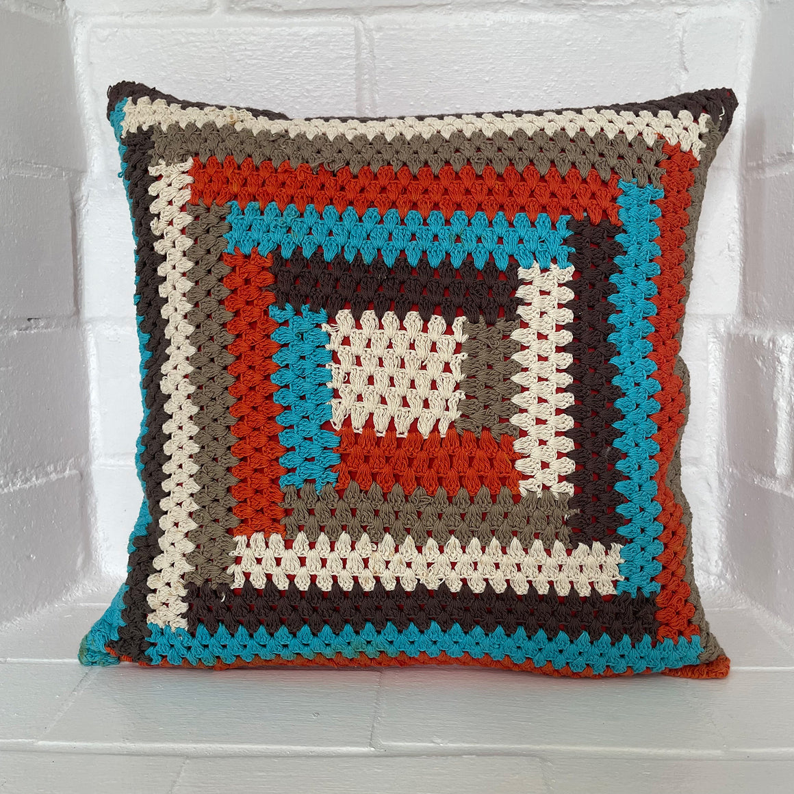 OC020 Retro Mid-Century Untreated cotton hand crocheted pillow cover
